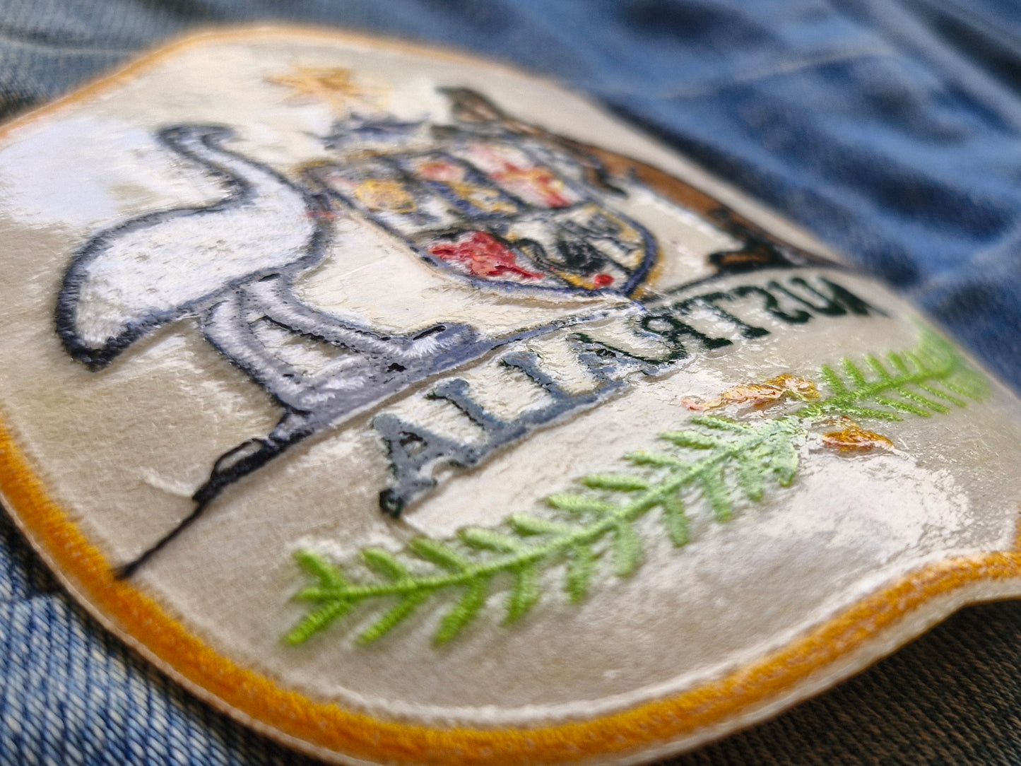 Australia, Coat of Arms, Gold Crest Iron On Embroidery Patch Destination Souvenir Gift