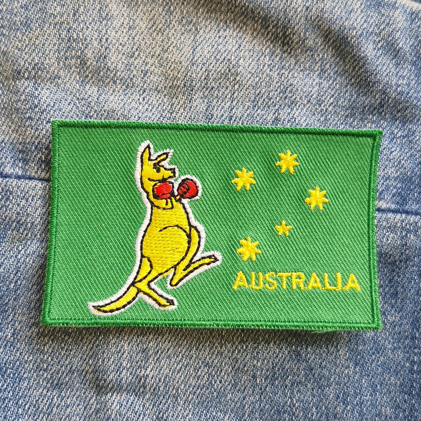 Kangaroo - Green Boxing Australia Travel Iron On Embroidery Patch Destination Souvenir Gift