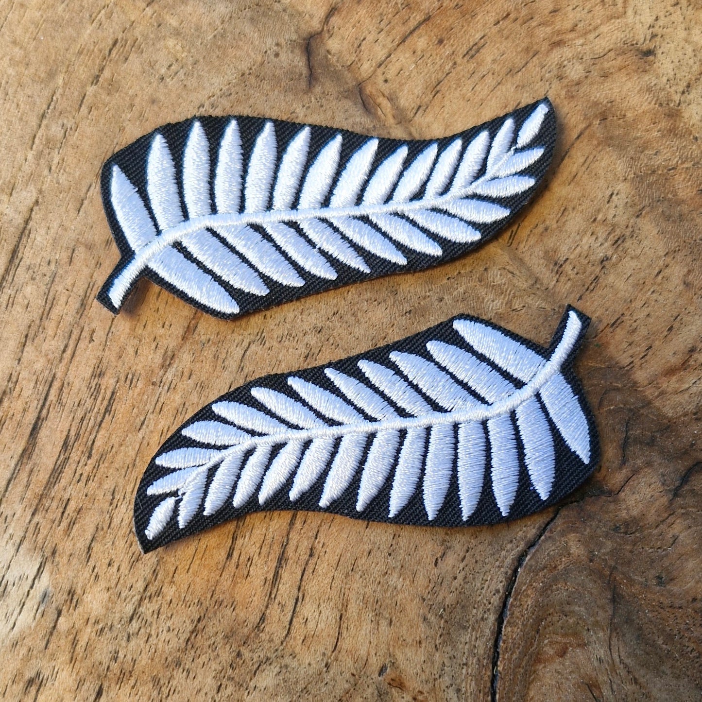 Silver Fern - New Zealand, Travel Iron On Embroidery Patch Destination Souvenir Gift