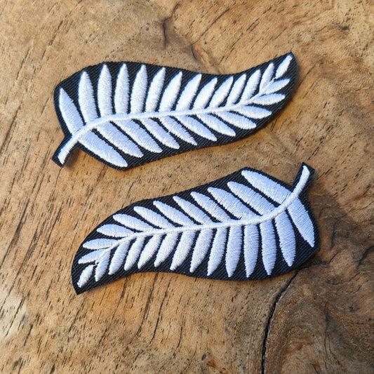 Silver Fern - New Zealand, Travel Iron On Embroidery Patch Destination Souvenir Gift